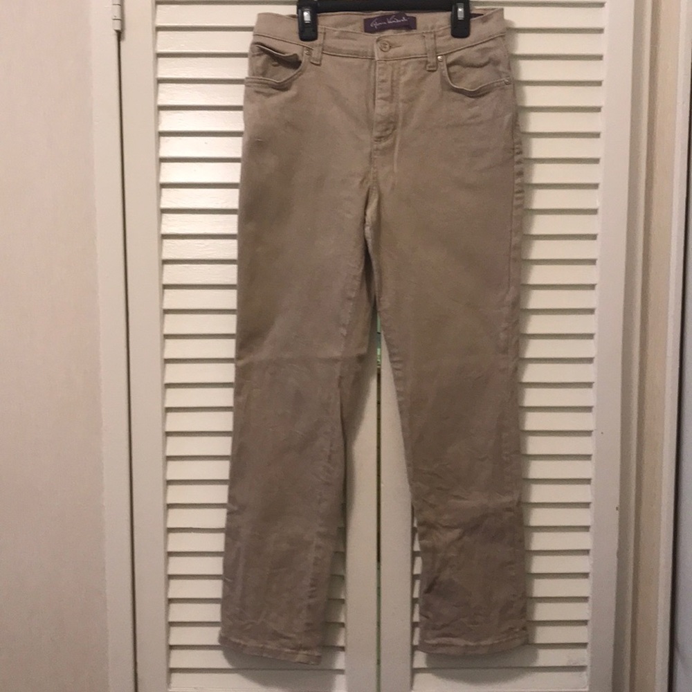 Gloria Vanderbilt stretch jeans